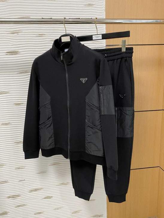 Picture of Prada Sweater Suits _SKUPradaM-3XLkdtr41742044